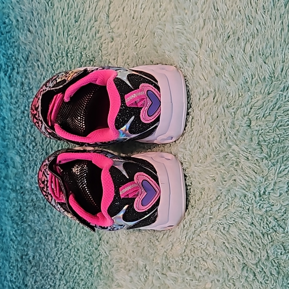 Girls light up shoes size 13 - Picture 4 of 6